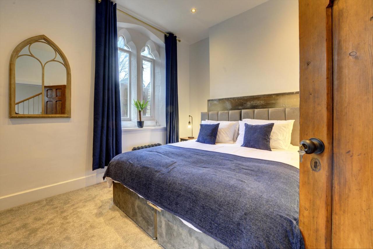 The Old Vicarage - Secure Parking, Fast Wifi, Garden Villa Leeds  Luaran gambar
