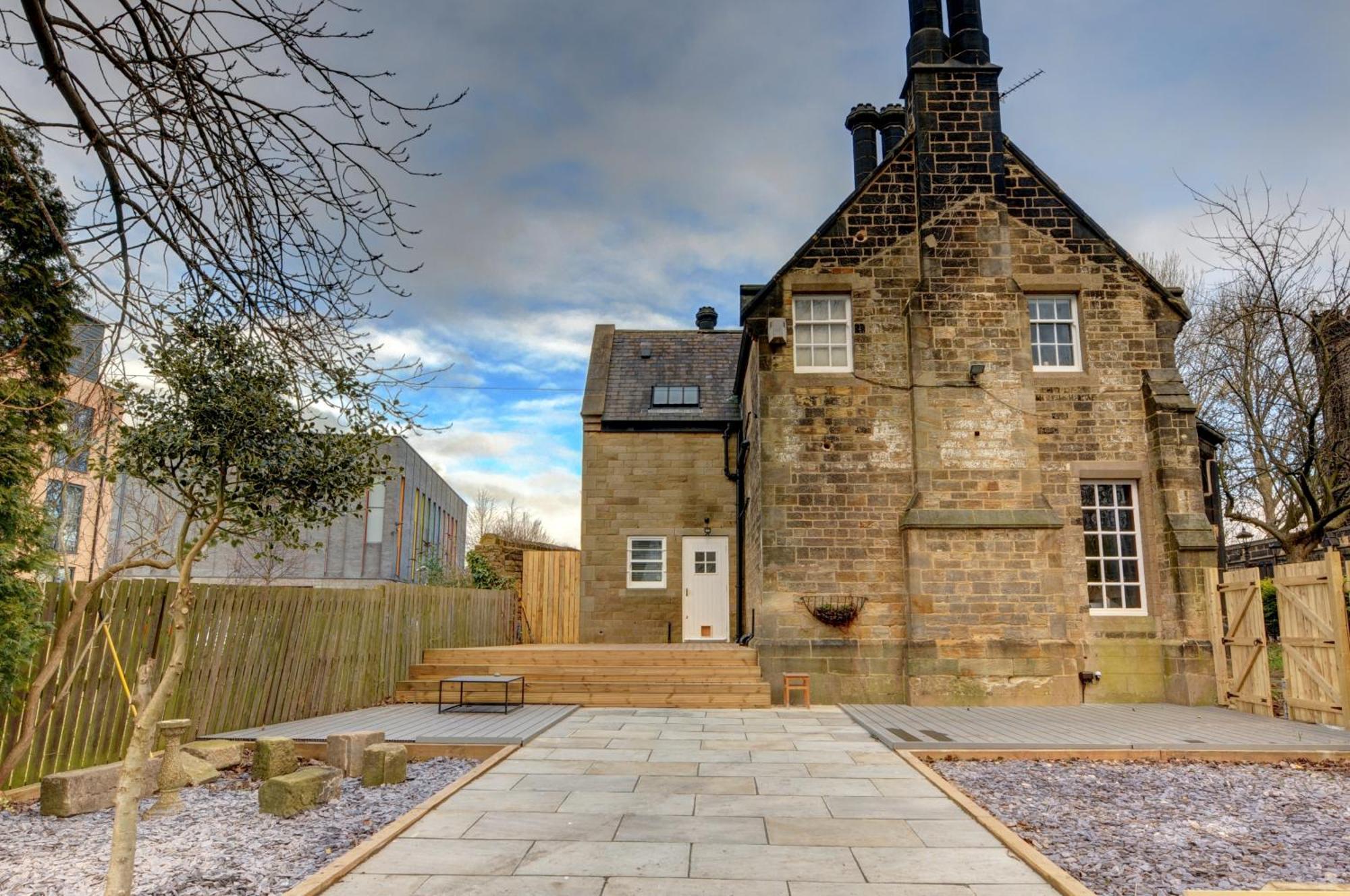 The Old Vicarage - Secure Parking, Fast Wifi, Garden Villa Leeds  Luaran gambar